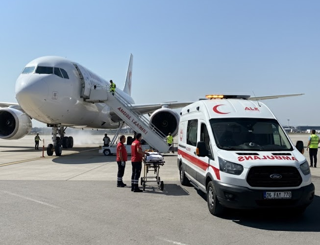 Uluslararası hasta transferi kara ambulansı sınır ötesi nakil